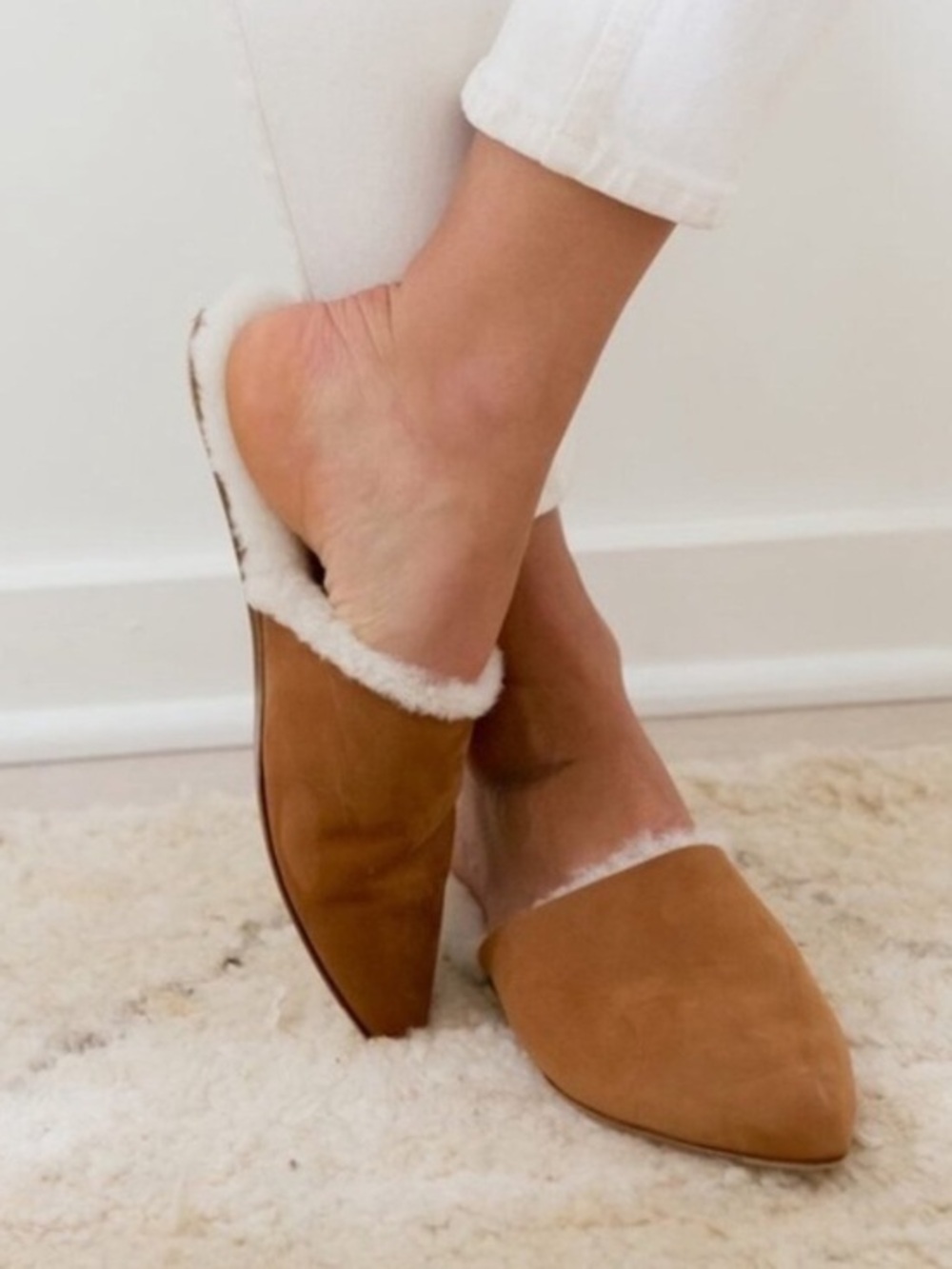 Jenni Kayne Shearling Lined Pointed Toe Mule Flats Walnut US 5 EU 35 Italy